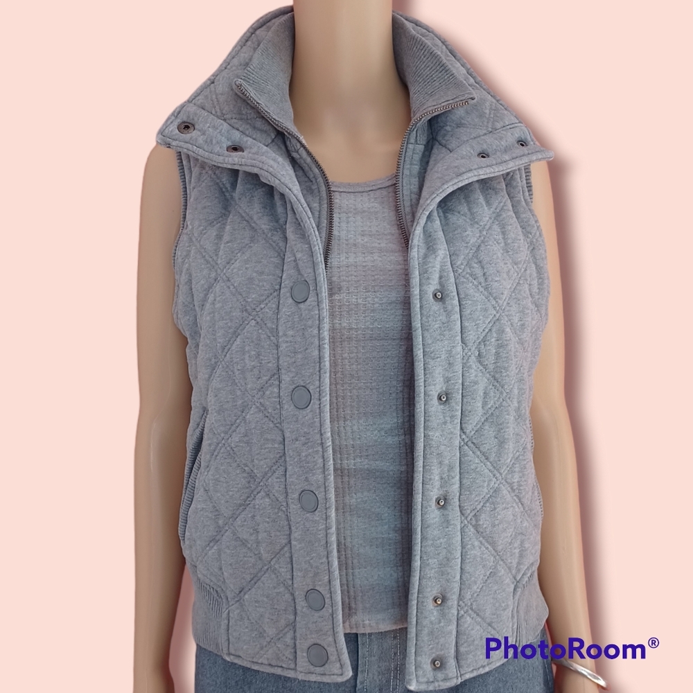 Aeropostale Eighty-Seven Gray Layered Vest